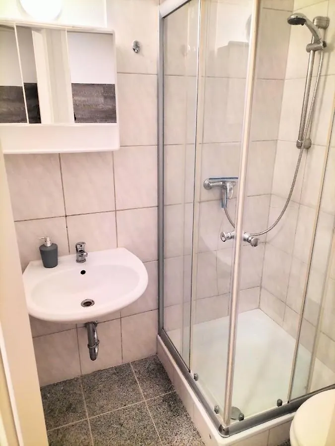 Studio Zimmer In Frankfurt Fráncfort del Meno Alemania
