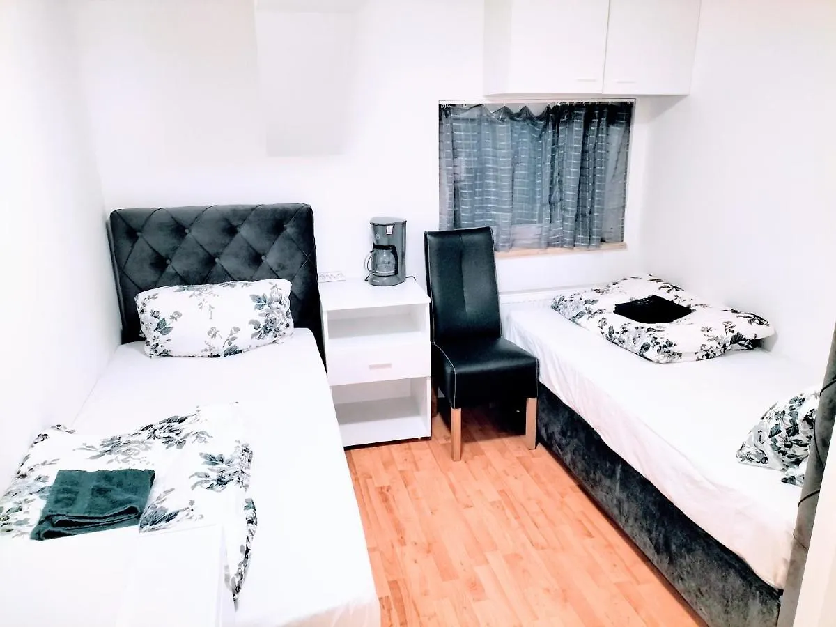 Studio Zimmer In Frankfurt Fráncfort del Meno 0*,